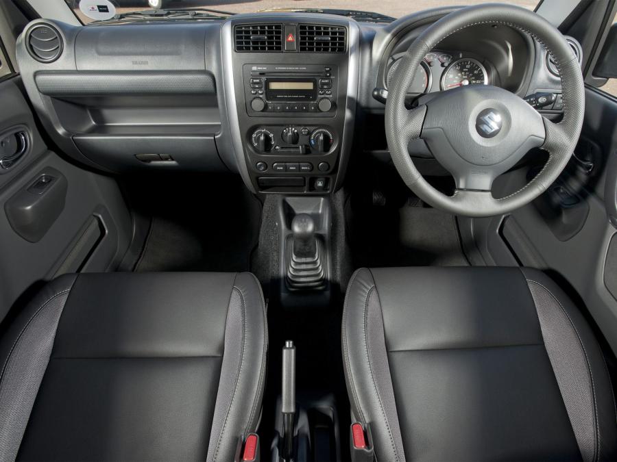 Торпедо Suzuki Jimny (JB43) 2012 года  (UK) (фото 6 из 31)